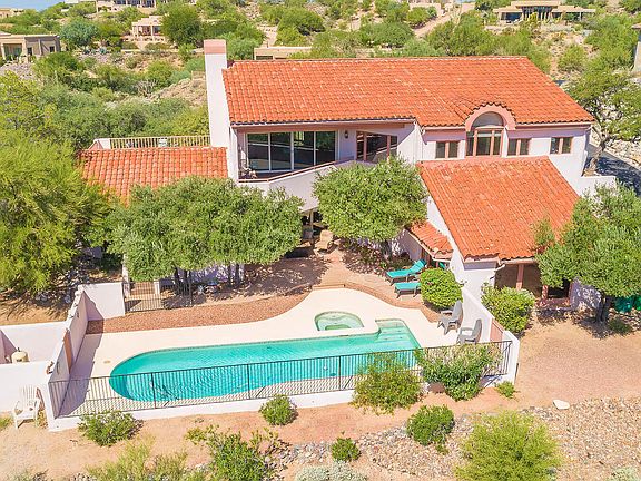 4th image of 11001 N Poinsettia Dr