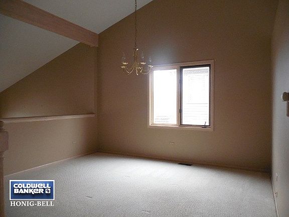 4th image of 9255 Park Pl