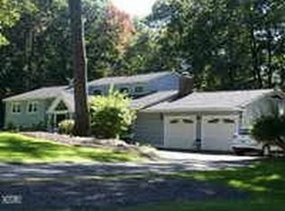 51 Spire View Rd, Ridgefield, CT 06877