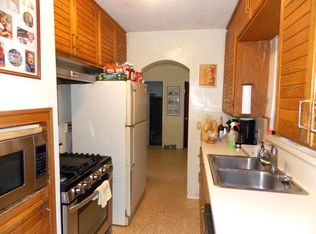 8463 SW 68th St, Miami, FL 33143