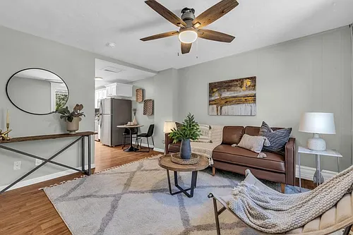 410 E Van Ness Pl Photo 1