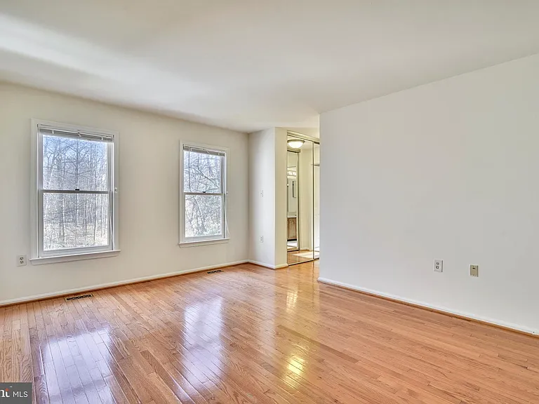 3023 Oakton Meadows Ct — Photo 11