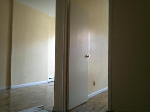 4th image of 1084 Bedford Ave APT 4A