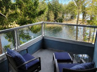 1600 Stroulger Rd #322, Nanaimo, BC V9P9B7