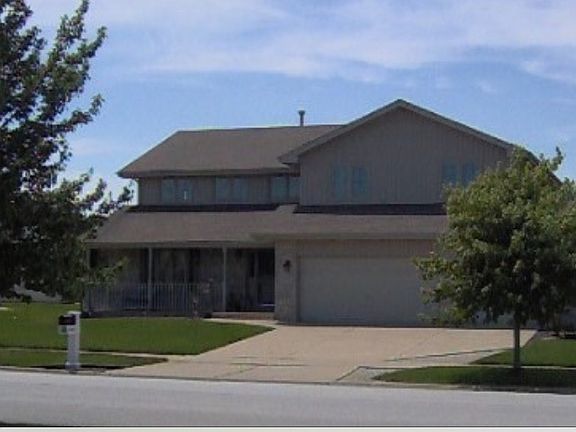 4th image of 8412 Brookside Glen Dr