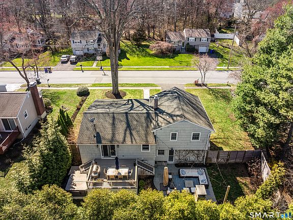 5th image of 70 Allen Road