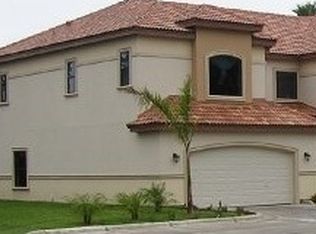 16 McFadden Hut Dr, Brownsville, TX 78520
