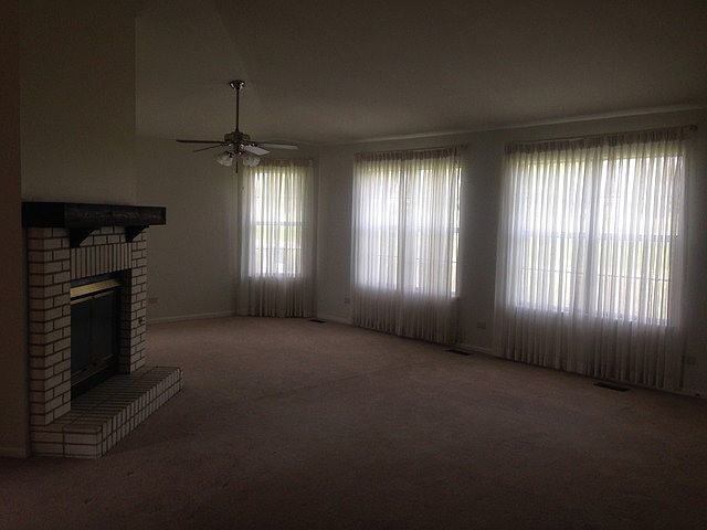 2nd image of 1651 Glengarry Ct
