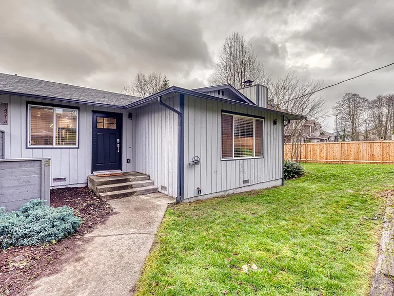 14213 Admiralty Way #A — Photo 18