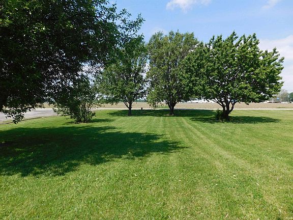 3rd image of 9100 S County Road 750 W