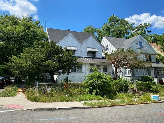 3rd image of 329 Lincoln Ave