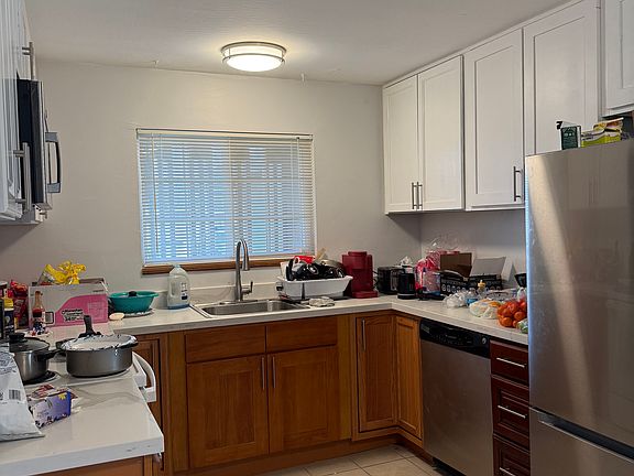 4th image of 449 San Mateo St