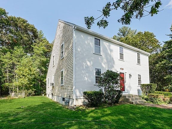 3rd image of 70 Stoney Point Dr