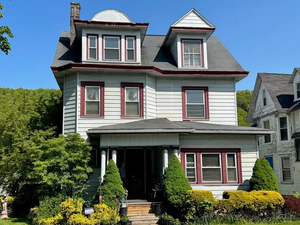 406 W 1st St, Oil City, PA 16301