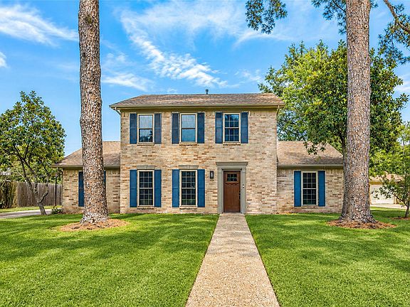3rd image of 17806 Cypress Spring Dr