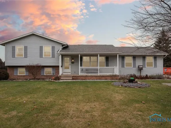 710 W Elm St, Wauseon, OH 43567