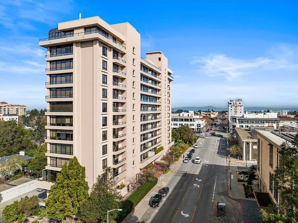 1st image of 20 W 3rd Ave APT 601