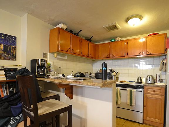 5th image of 357 Faneuil St #4B