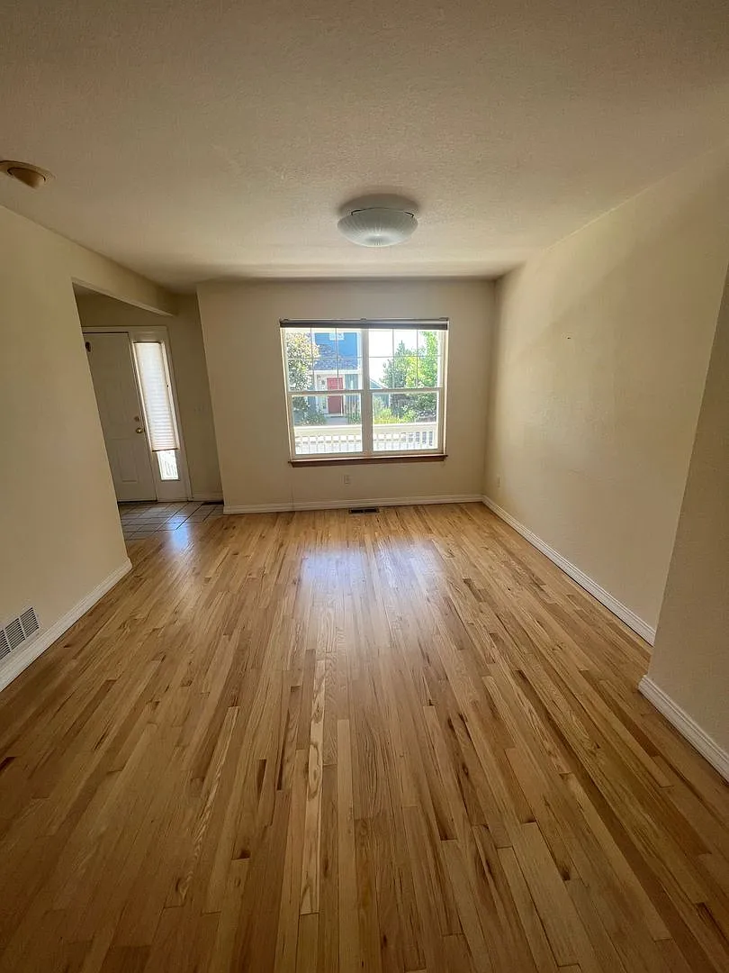 Gorgeous 3 Bed 3 Bath Home In North Boulder — Photo 2