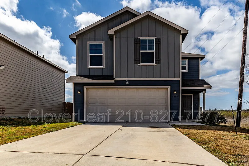 Building Photo - 6102 Walnut Way