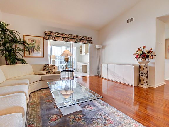 5th image of 5952 Regal Glen Dr APT 208