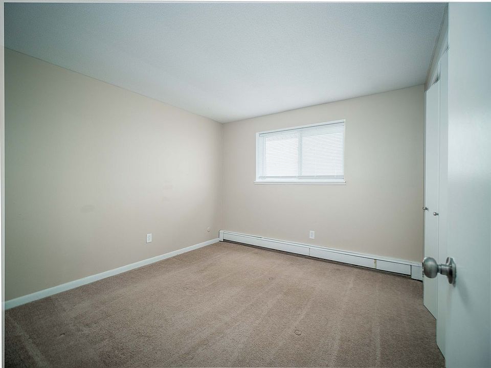 Holiday Meadows Apartments 121 Holiday Ln Hamburg NY Zillow