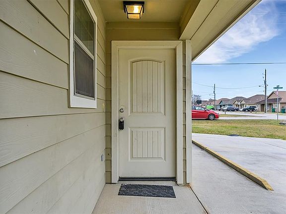3rd image of 163 S Bend Ct #B