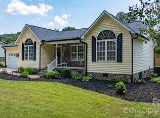 123 Idlebrook Rd, Statesville, NC 28677