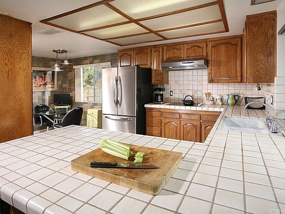 4th image of 7564 Pomelo Dr