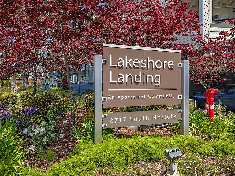 Lakeshore Landing — Photo 29