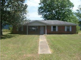 801 E Cedar St, Bay Minette, AL 36507