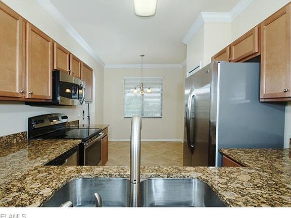5th image of 9735 Acqua Ct Unit 643