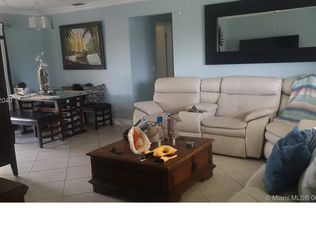 8811 NW 16th St, Hollywood, FL 33024