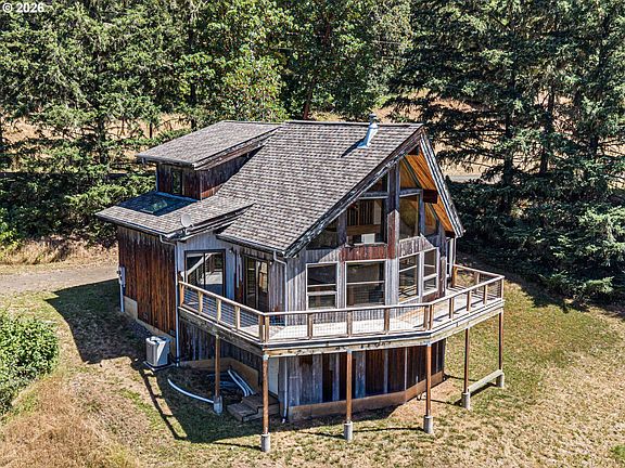 3rd image of 670 Old Homestead Rd