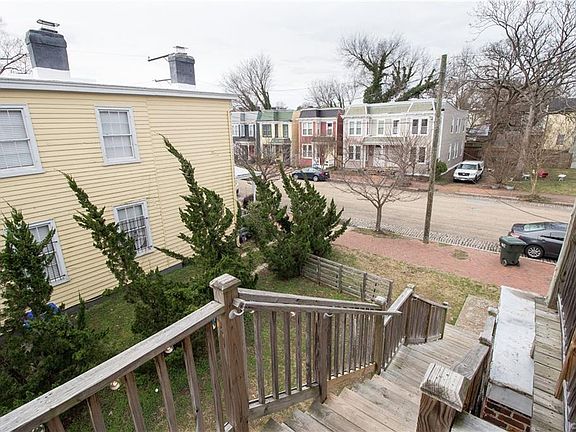 4th image of 3101 E Marshall St