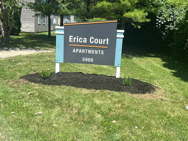 Erica Court Apartments — Photo 8
