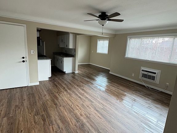 5th image of 24250 Lake Shore Blvd APT 3