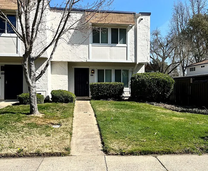 8823 Salmon Falls Dr #C — Photo 1