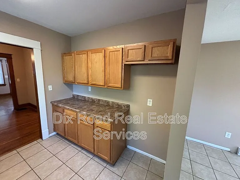 424 Shafor St — Photo 14