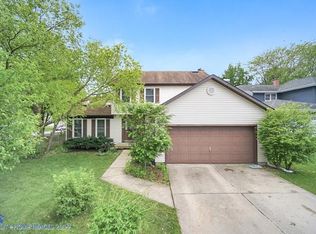1126 Lakeside Ct, Naperville, IL