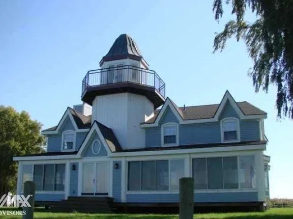9565 Sni Bora Byu, Harsens Island, MI 48028
