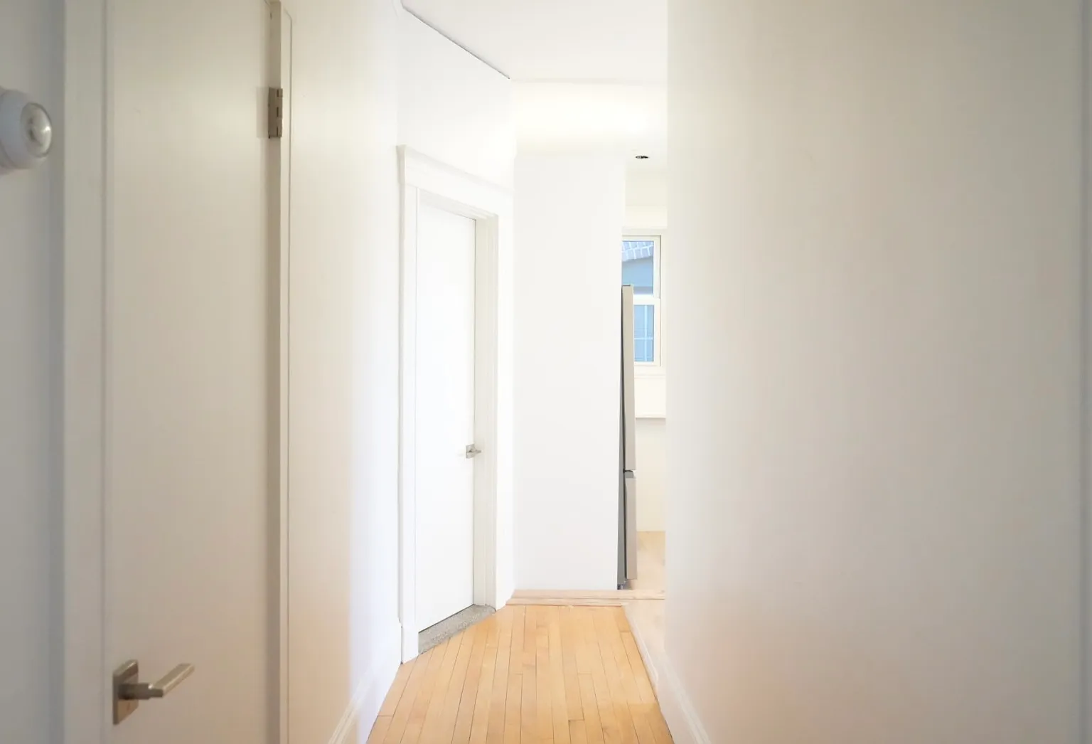 2 bed, $3,000 — Photo 4