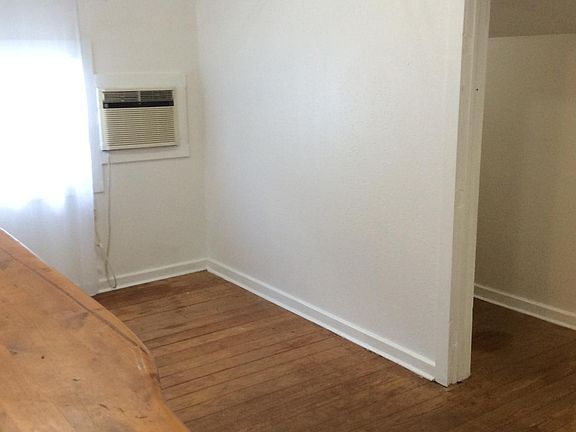 5th image of 4506 Avenue F #A