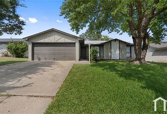 2nd image of 927 Lemontree Dr