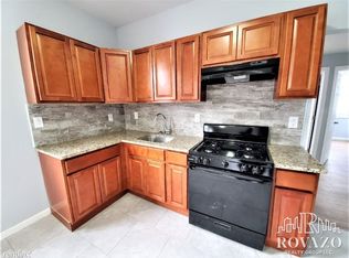54 N Munn Ave #10572347, Newark, NJ 07106