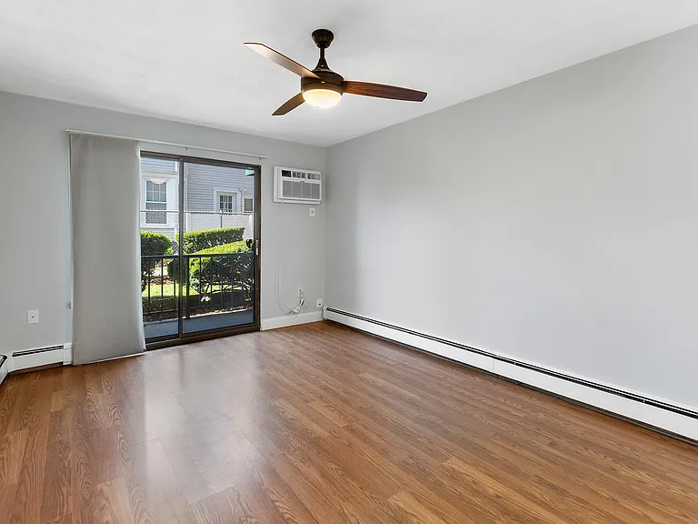 29 Harvard Ave #29 — Photo 12