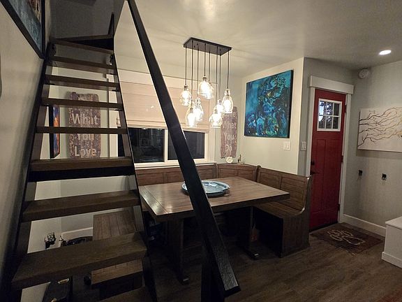 4th image of 8165 Rainbow Ave