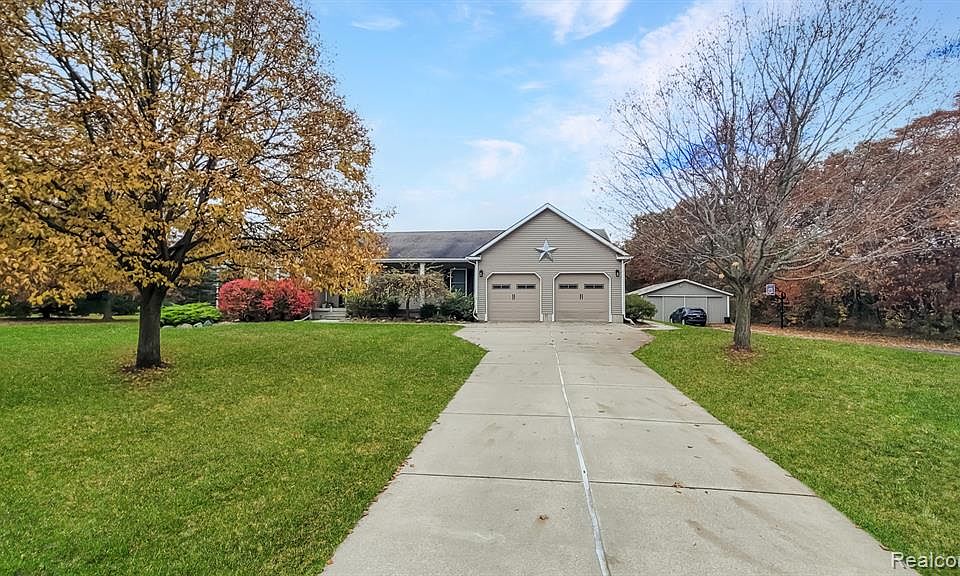 7245 Johnson Rd, Flushing, MI 48433 MLS 20230092613 Zillow
