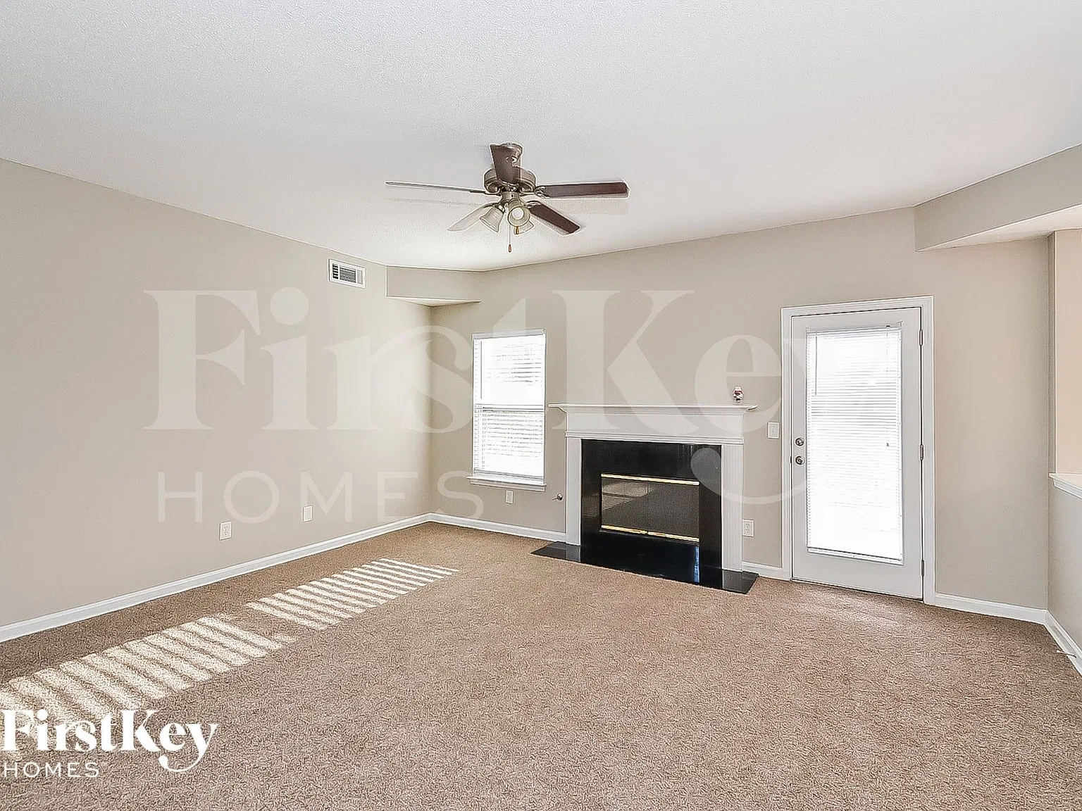 5 bed, 3.0 bath, 2988 sqft, $2,985 — Photo 3
