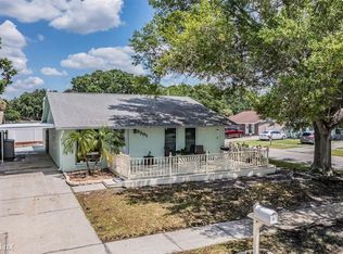 8301 Regina Pl, Tampa, FL 33615